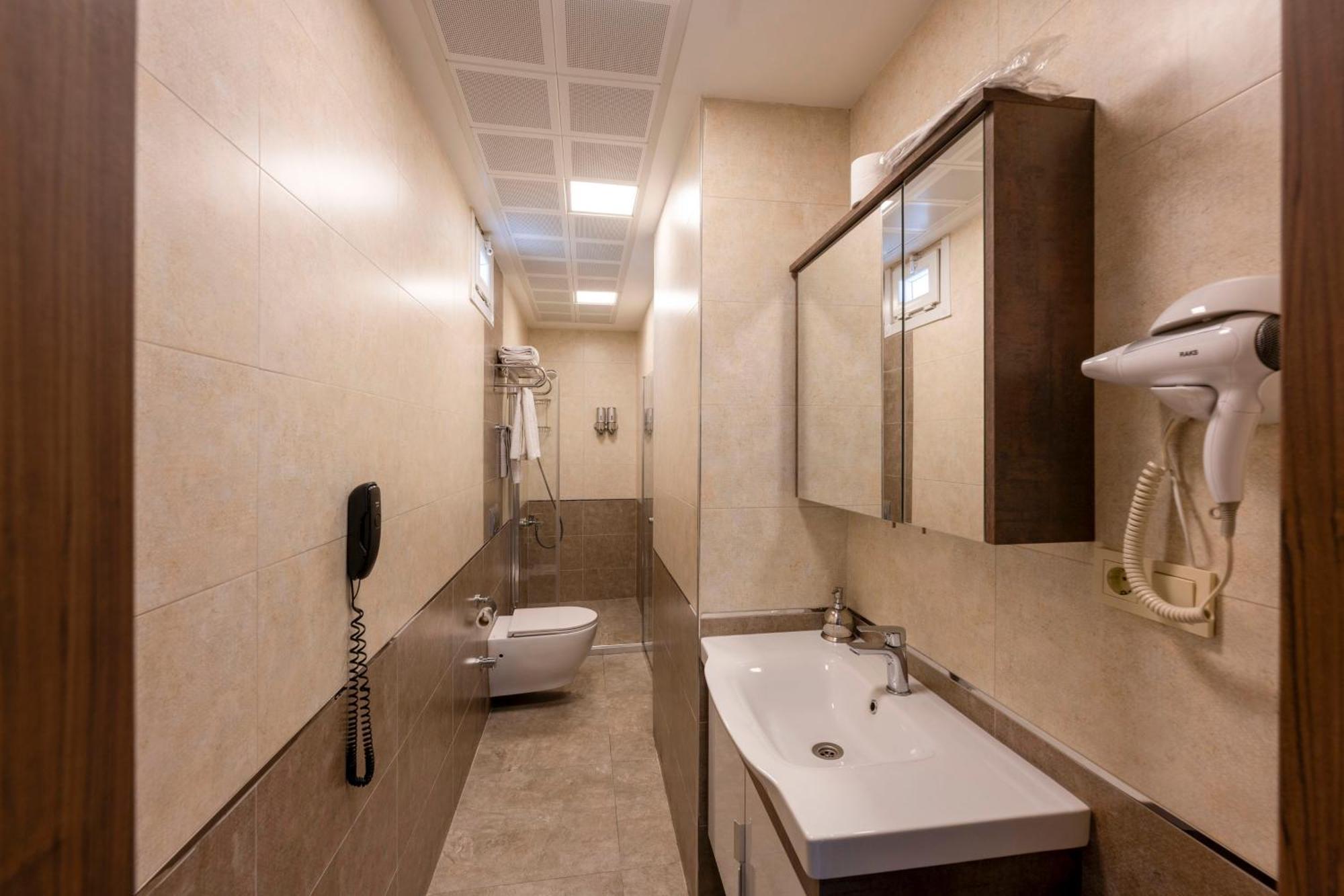 Comfort Suites Hotel Istanbul Exterior foto